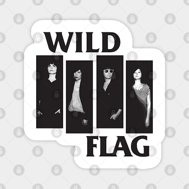 wild flag weiss carrie brownstein Magnet by Luckythelab