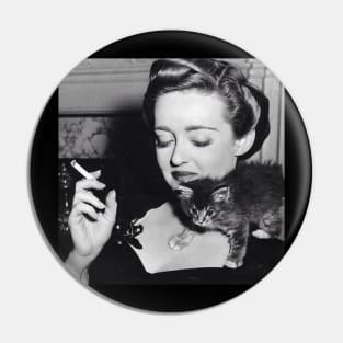 Bette Davis / 1908 Pin