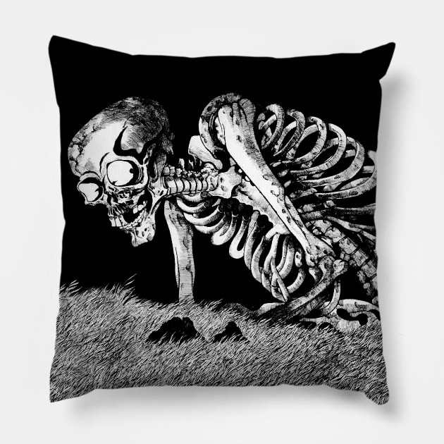 Japan Horror Monster Yokai Gashadokuro Pillow by Asiadesign