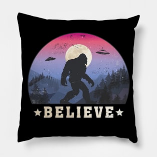 Bigfoot, Ufos "Believe" Funny Sasquatch Pillow