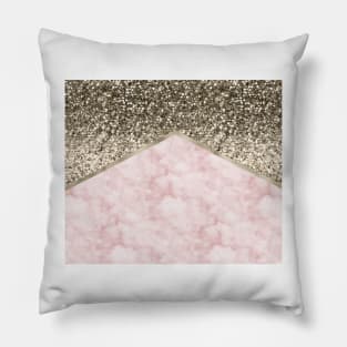 Shimmering golden chevron pink marble Pillow