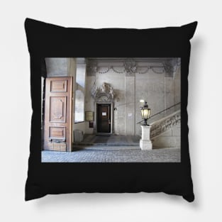 Grand Entrance Pillow