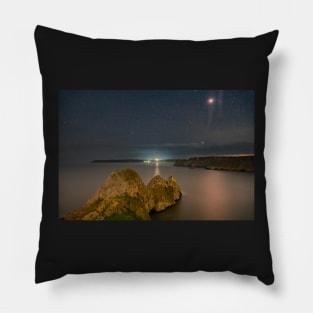 Super Blood Wolf Moon over Three Cliffs Bay, Gower Pillow