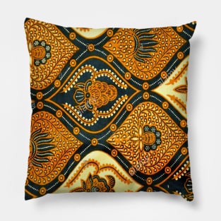 tradisional design Pillow