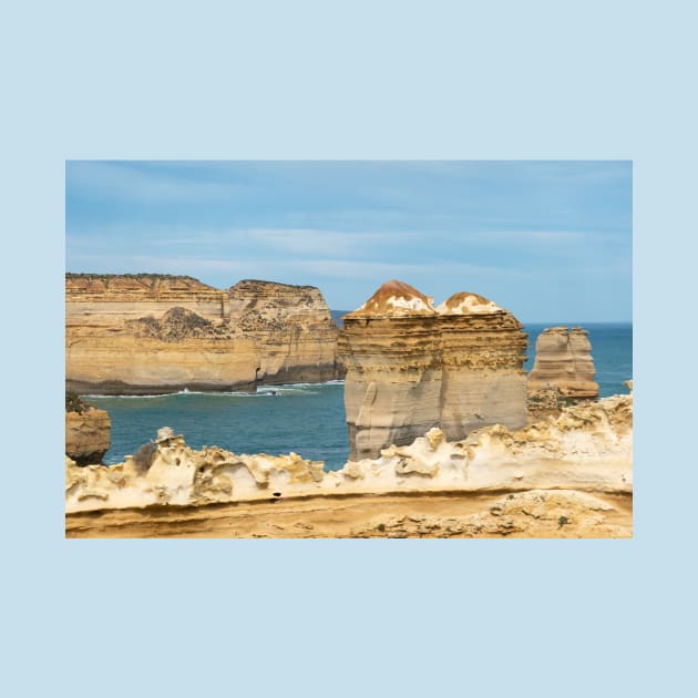 Limestone rocky outcrops at Loch Ard Gorge, Australia. by sma1050