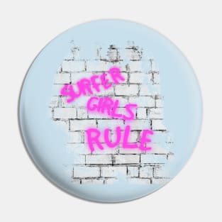 Surfer girls rule t-shirt Pin