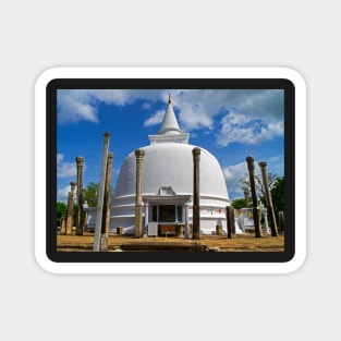 Thuparama Dagoba, Anuradhapura. Magnet