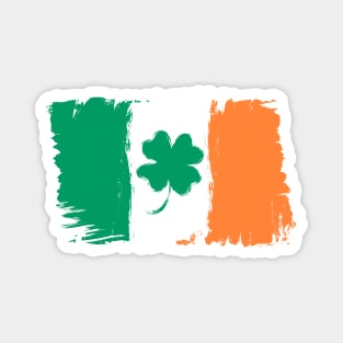 Irish flag and clover Magnet