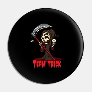 Team Trick Skull Design for a Skater Board Pin