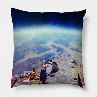 Space bathing Pillow