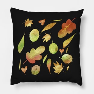 Autumnal leaves pattern Pillow