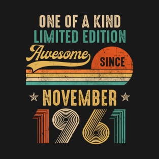 November 1961 Vintage 60 Years Old Retro 60th Birthday Gift T-Shirt