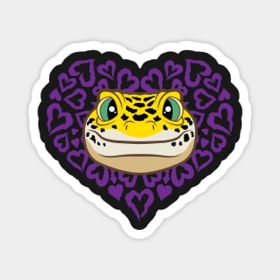 Leopard Gecko Smiling on Purple Heart Magnet