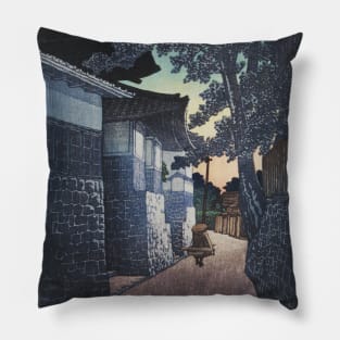 Koshoji temple at Himi Echigo by Kawase Hasui Pillow