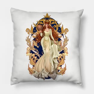 Queen Isabelle of Lilliput Pillow