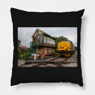 Class 37 407 at Thuxton Pillow