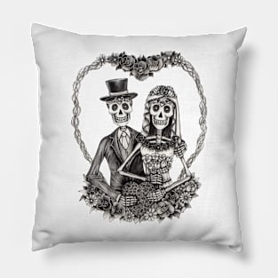 Sugar skull couple love wedding. Pillow