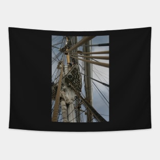 Crow's nest Tapestry