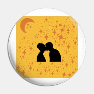 Kissing couple Pin