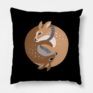 Dear deer hug Pillow