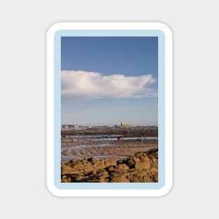 Newbiggin Bay at low tide (2) Magnet