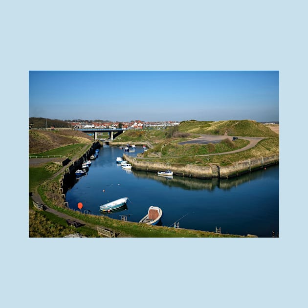 Seaton Sluice harbour by Violaman