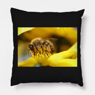 Bee in the wild Pillow