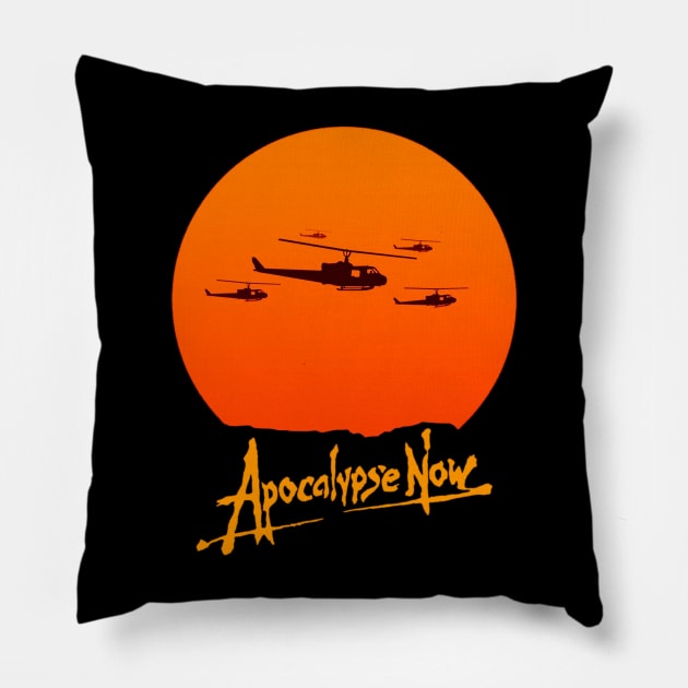 Mod.4 Apocalypse Now Psychological Vietnam War Pillow by parashop