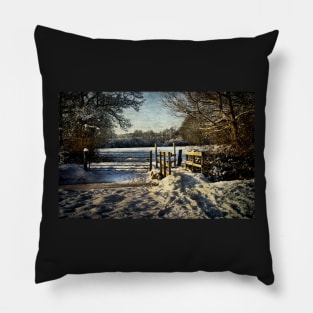 A Snowy Day In Tidmarsh Pillow