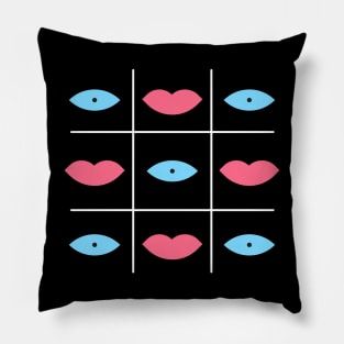 Tic tac toe Pillow