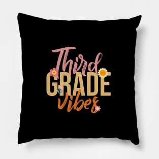 Third Grade Vibes - A Hilarious Homage to Learning Pillow