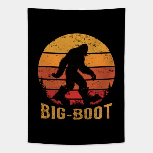 Big Boot Funny Bigfoot Sasquatch Pun Vintage Distressed Sunset  Tapestry