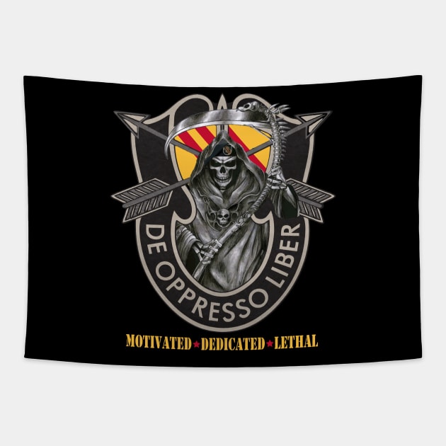 US Army 5th Special Forces Group Death Skull De Oppresso Liber 5th SFG - Gift for Veterans Day 4th of July or Patriotic Memorial Day Tapestry by Oscar N Sims