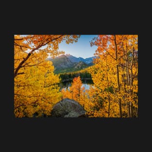 Bear Lake Autumn Sunrise - wide T-Shirt