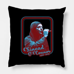 Sinéad O'Connor /// RIP - retro vintage Pillow