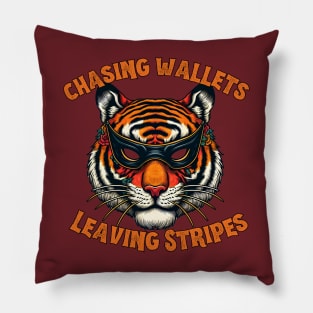 Thief tiger Pillow