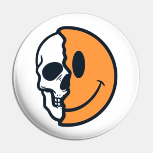 Skull and Smile emoticon Pin