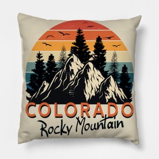 Colorado Tee - Retro Vintage Mountains Nature Hiking T-Shirt Pillow