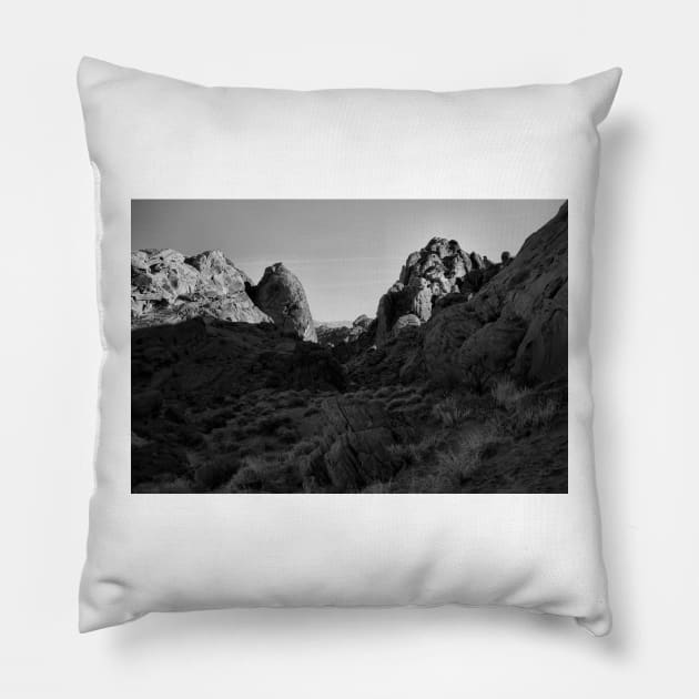 Rainbow Vista trail, Valley of Fire S.P. Pillow by rodneyj46