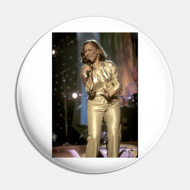 Darlene Love Photograph Pin by Concert Photos