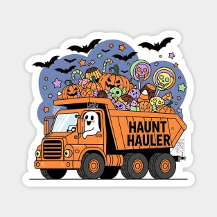 Haunt Hauler Ghost Truck – Cute Halloween Candy Ride Magnet