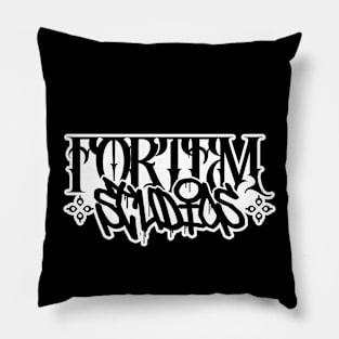 logo typeface Pillow