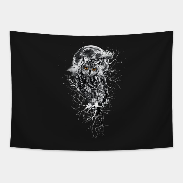 OWL BW Tapestry by rizapeker