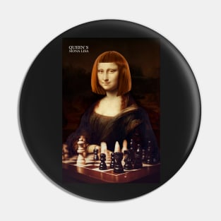 Queen's Mona Lisa Pin