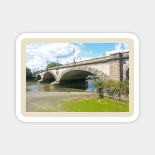 Kew Bridge, August 2020 Magnet