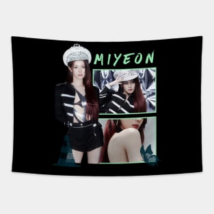 Miyeon (G)i-dle TWO Tapestry