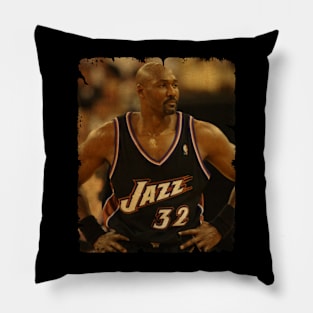 Karl Malone - Vintage Design Of Basketball Pillow
