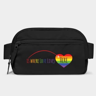 Here is where love lives t-shirt Bag