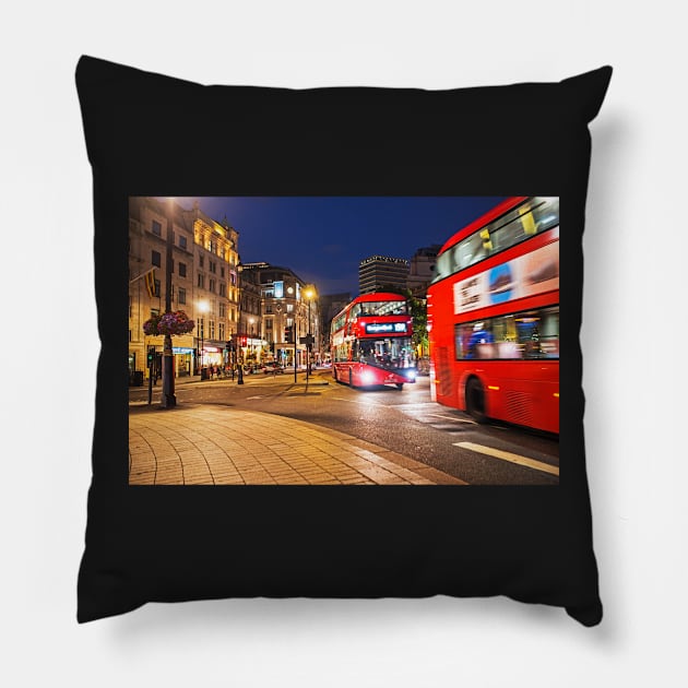 Trafalgar Square London UK United Kingdom Pillow by WayneOxfordPh