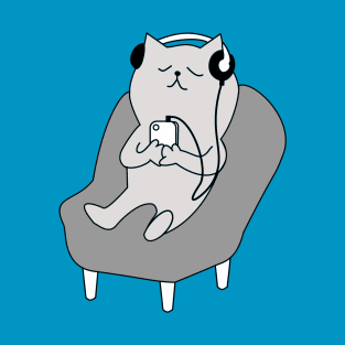 Cat Chillin To Music T-Shirt